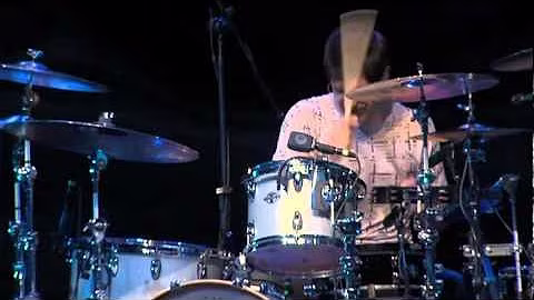 Big Head Todd and The Monsters live in concert